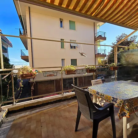 Mogano - By Ligooria Apartment *