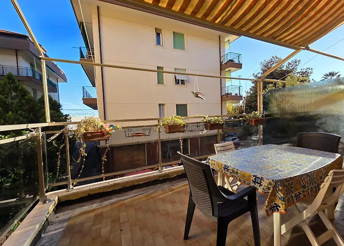 Mogano - By Ligooria Appartement *